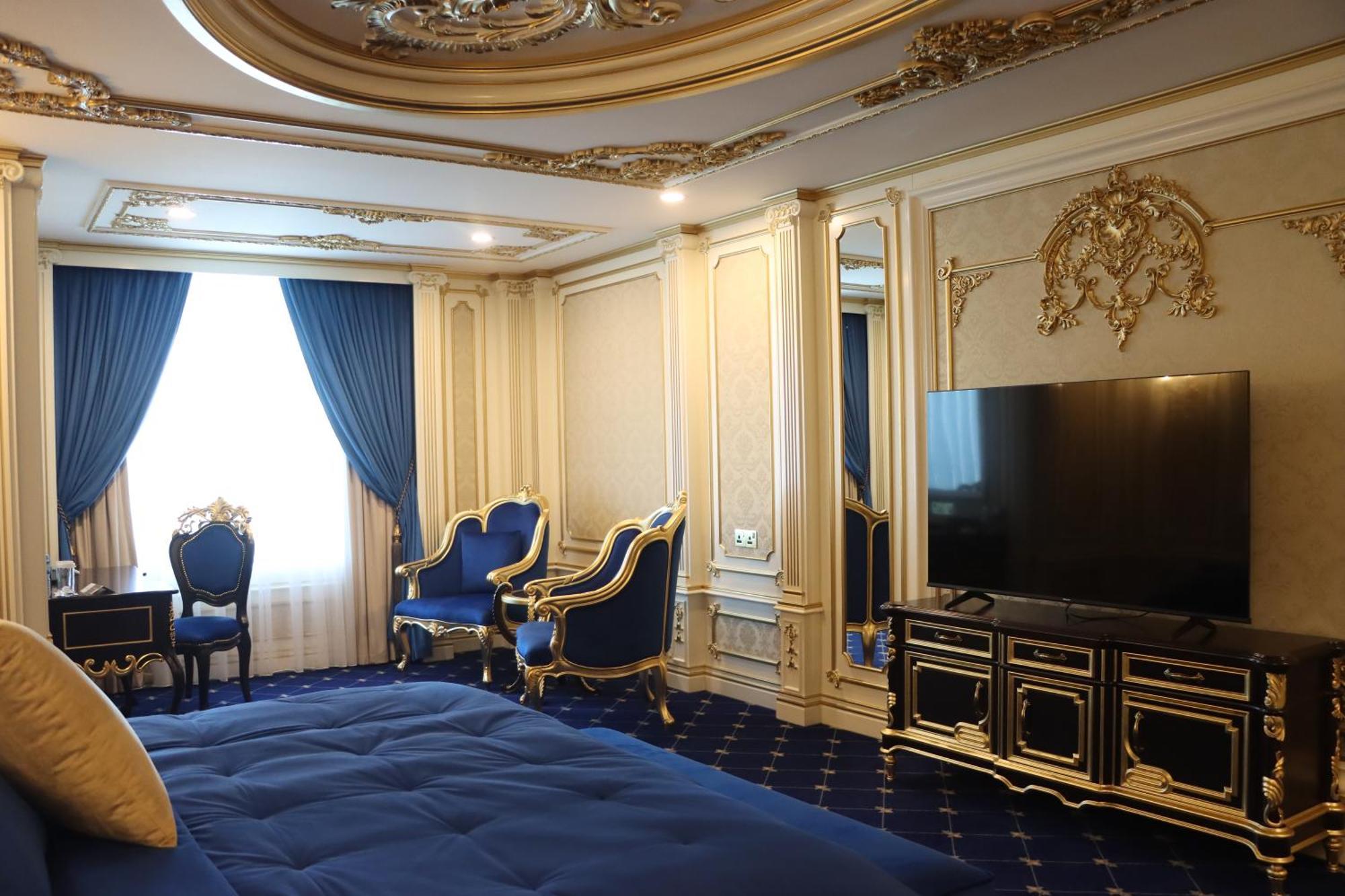Cristal Erbil Hotel Exterior photo Suite room